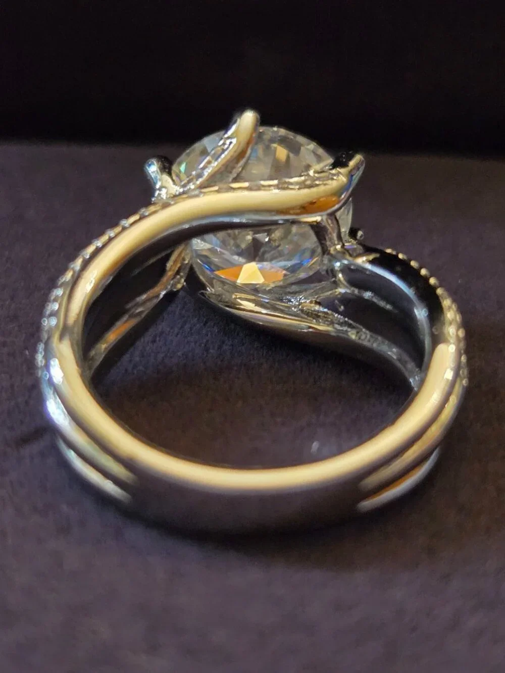 5 CT Moissanite Ring – Size 7 – White Gold Plated